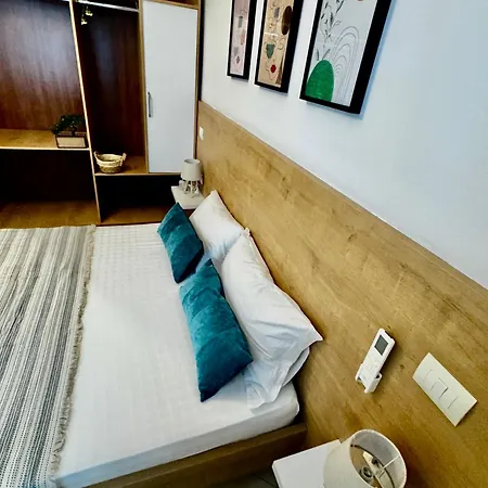 Апартаменты The Oasis Seaview
